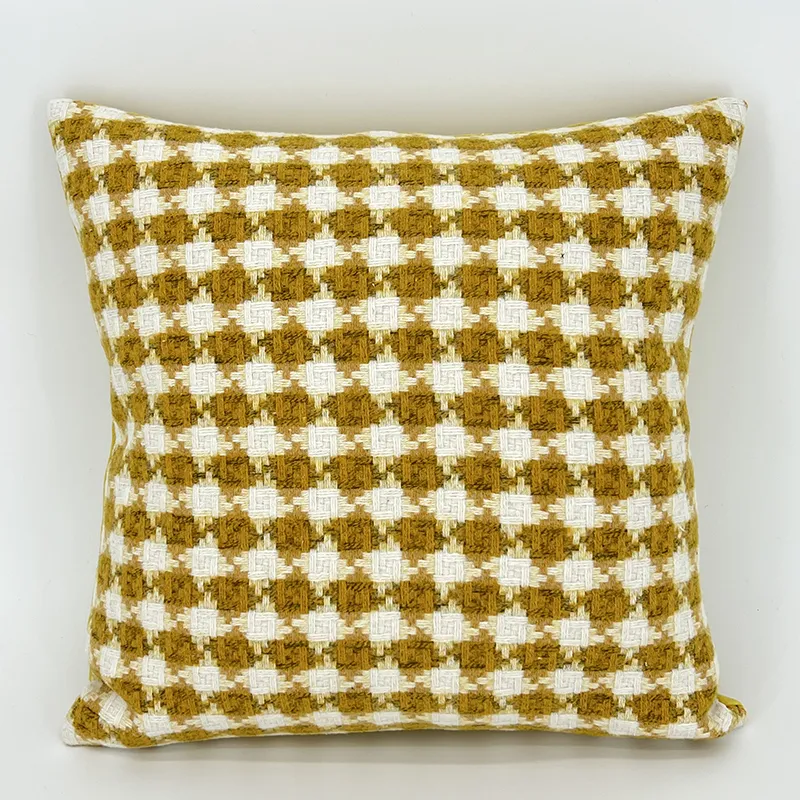 Классическая декоративная подушка (5)