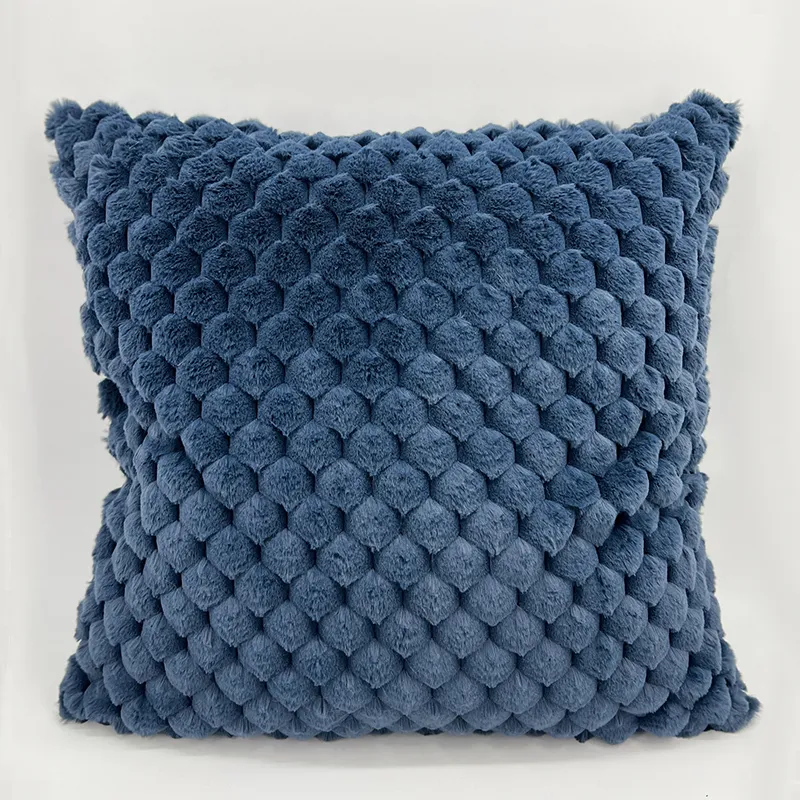 Меховая подушка (17).2